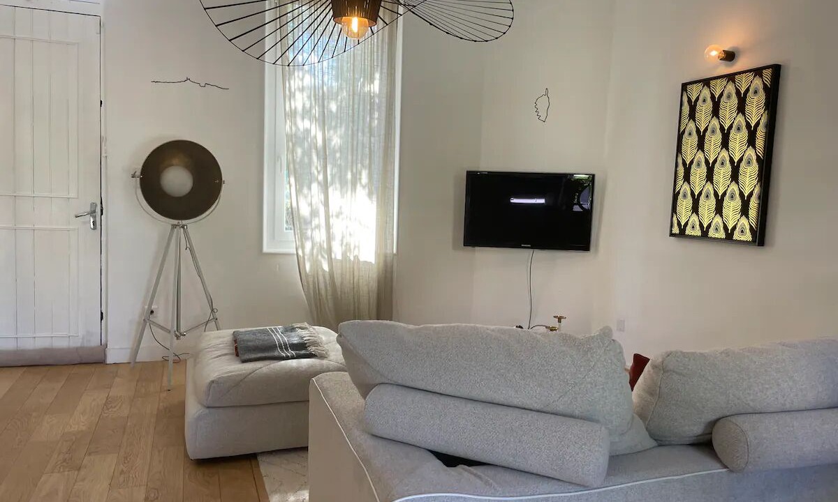 Photo of Livingroom in Les Baumettes