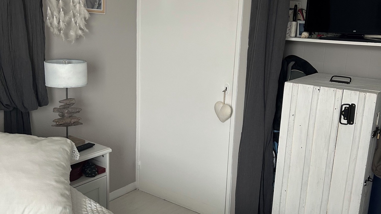 Photo of Bedroom in Gap
