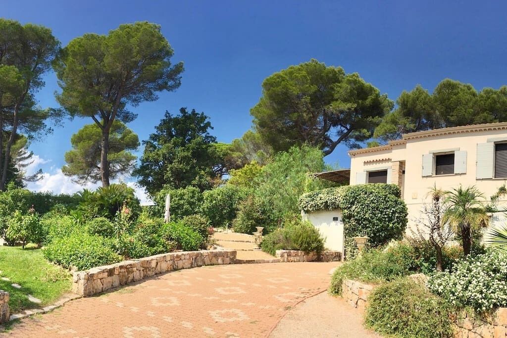 Photo of Others in Mougins
