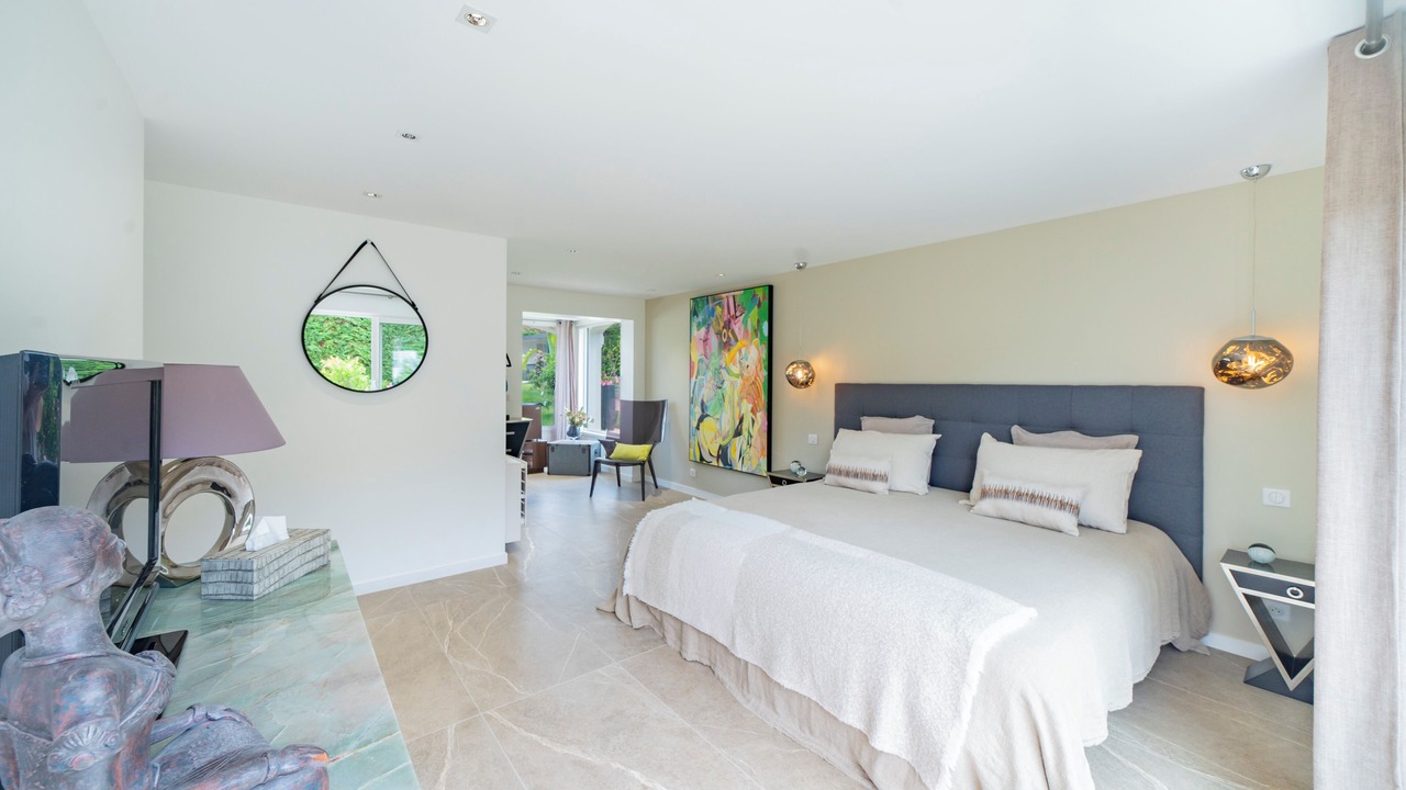 Photo of Bedroom in Cap-d'Antibes