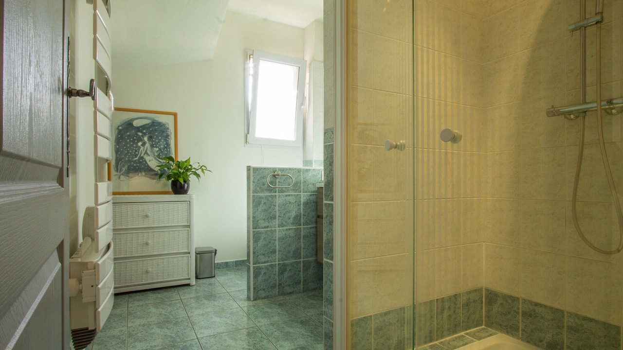 Photo of Bathroom in Chateaurenard