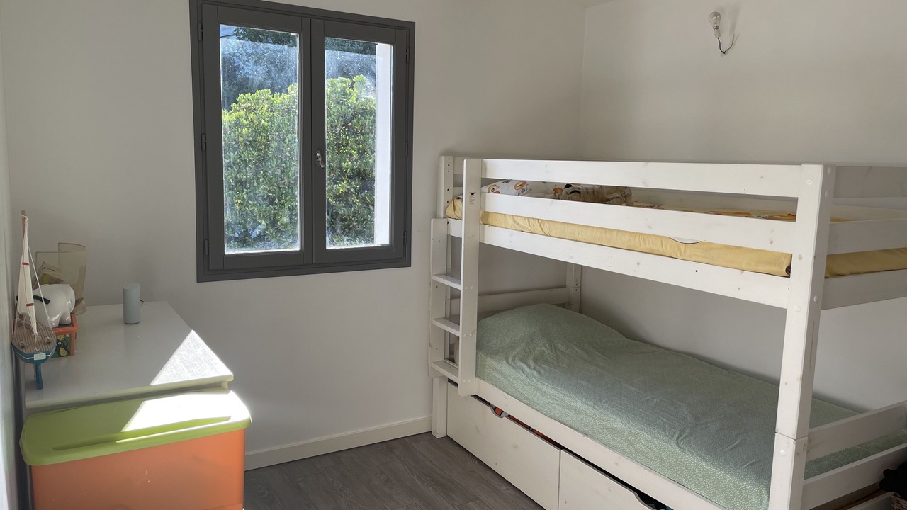 Photo of Bedroom in Gemenos