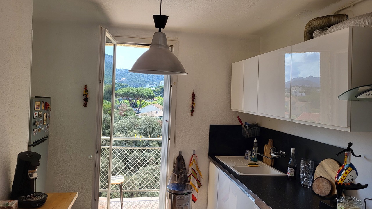 Photo of Kitchen in 8th Arrondissement