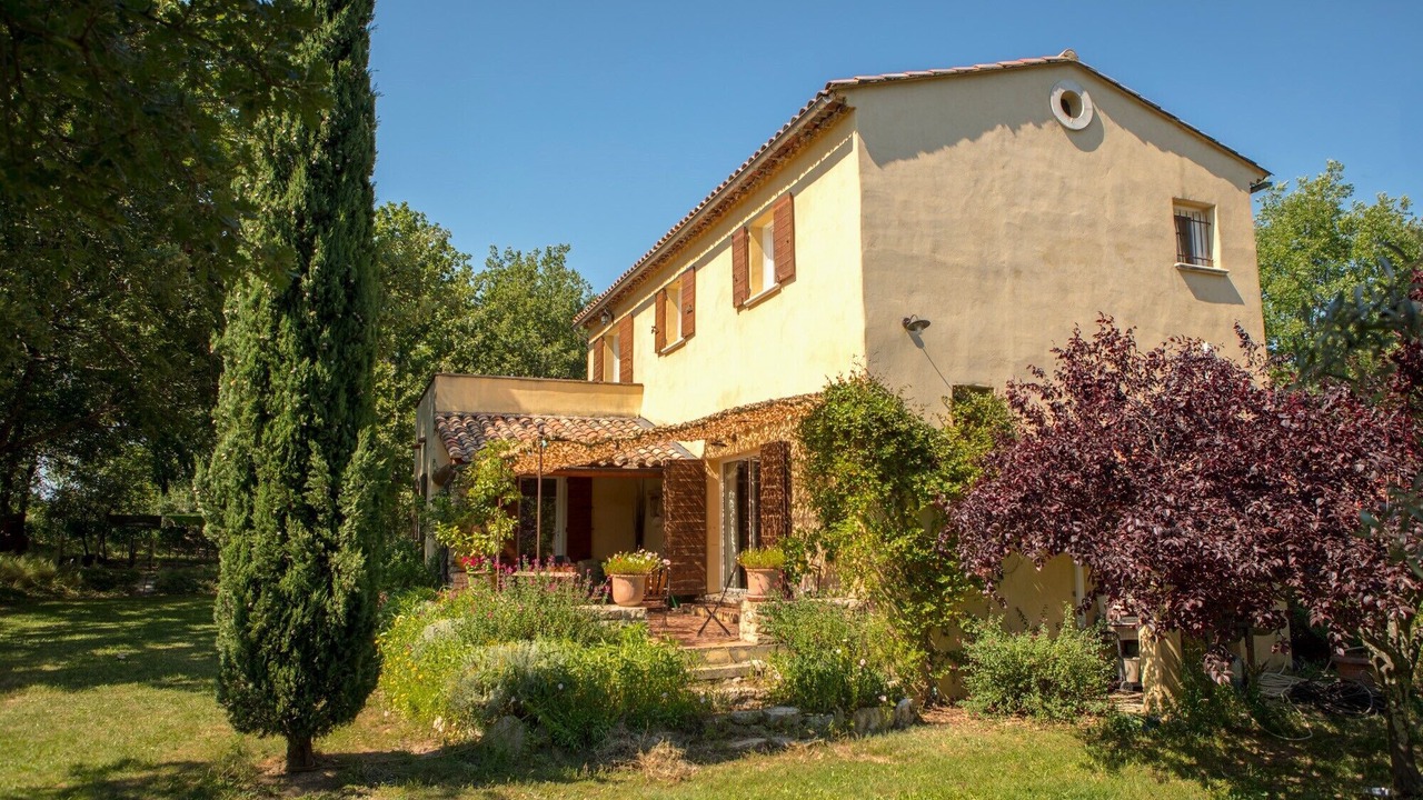 Photo of Outdoor in Arpaillargues-et-Aureillac