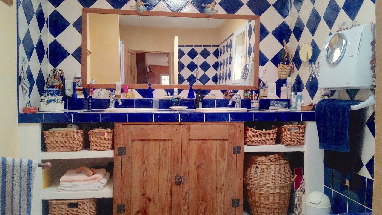 Photo of Bathroom in Arpaillargues-et-Aureillac