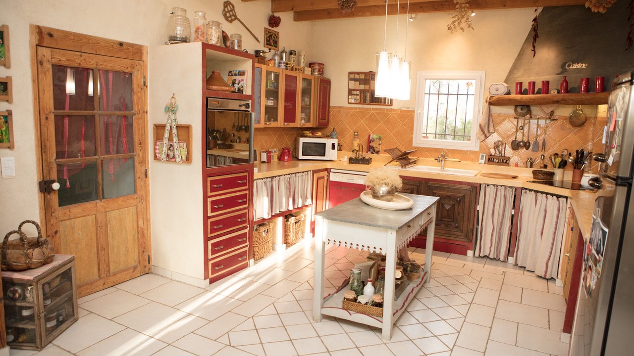 Photo of Kitchen in Arpaillargues-et-Aureillac