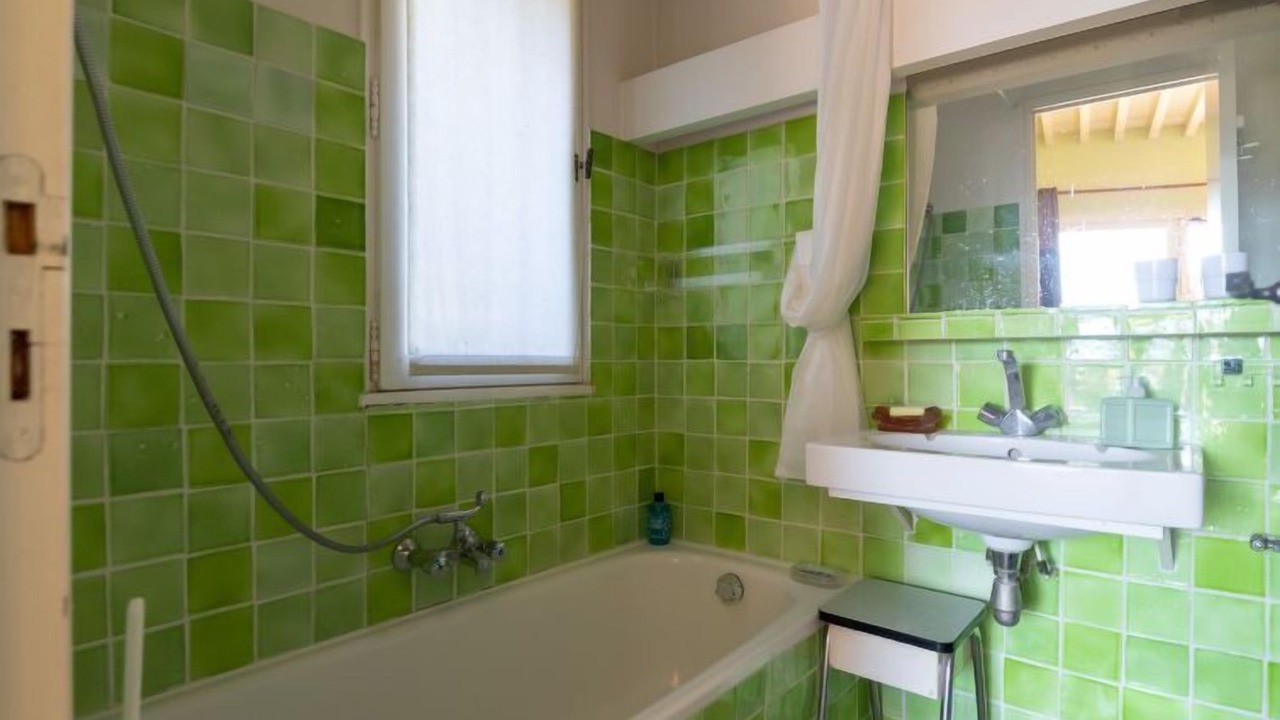 Photo of Bathroom in Roussillon