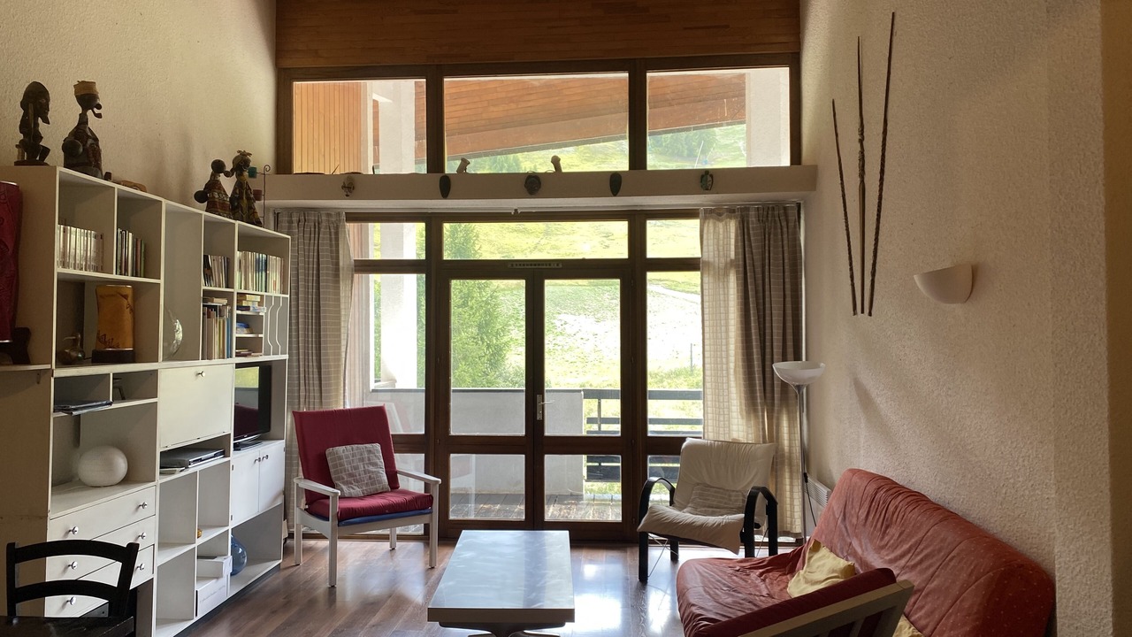 Photo of Livingroom in Enchastrayes