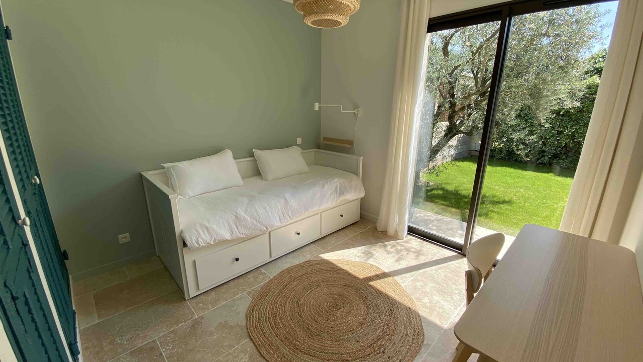 Photo of Others in Gemenos