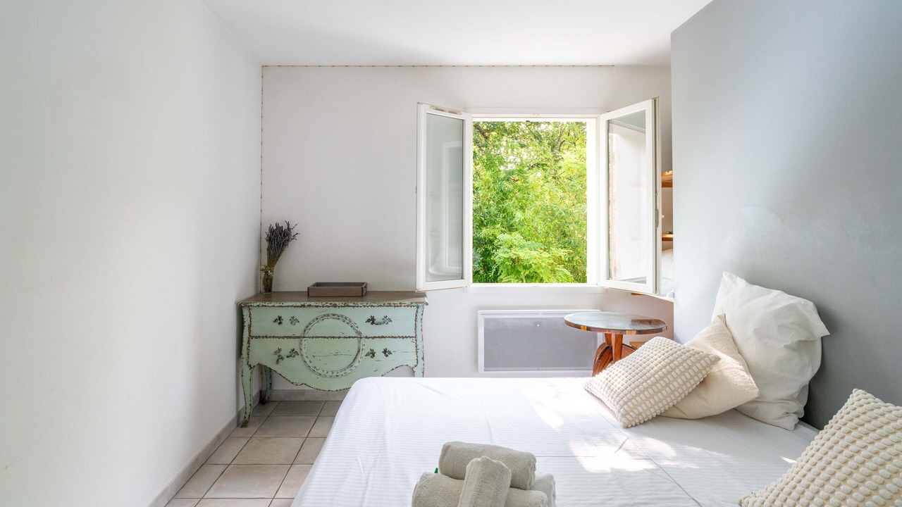 Photo of Bedroom in Apt