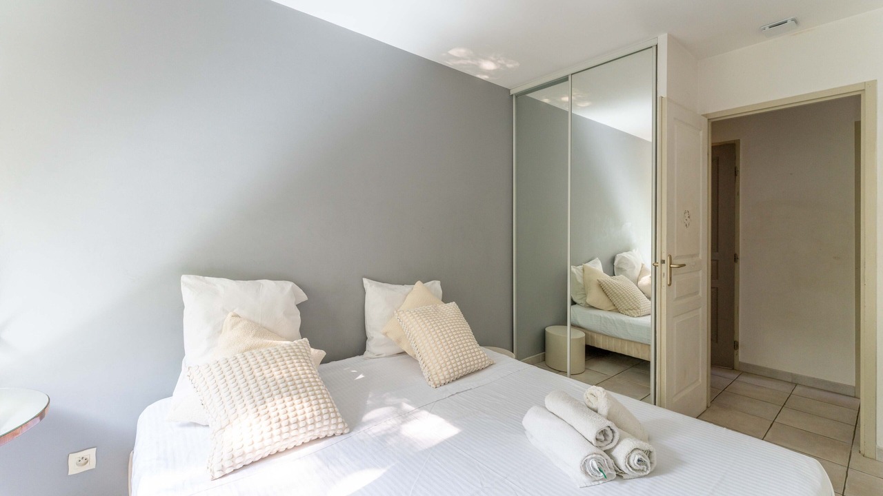 Photo of Bedroom in Apt