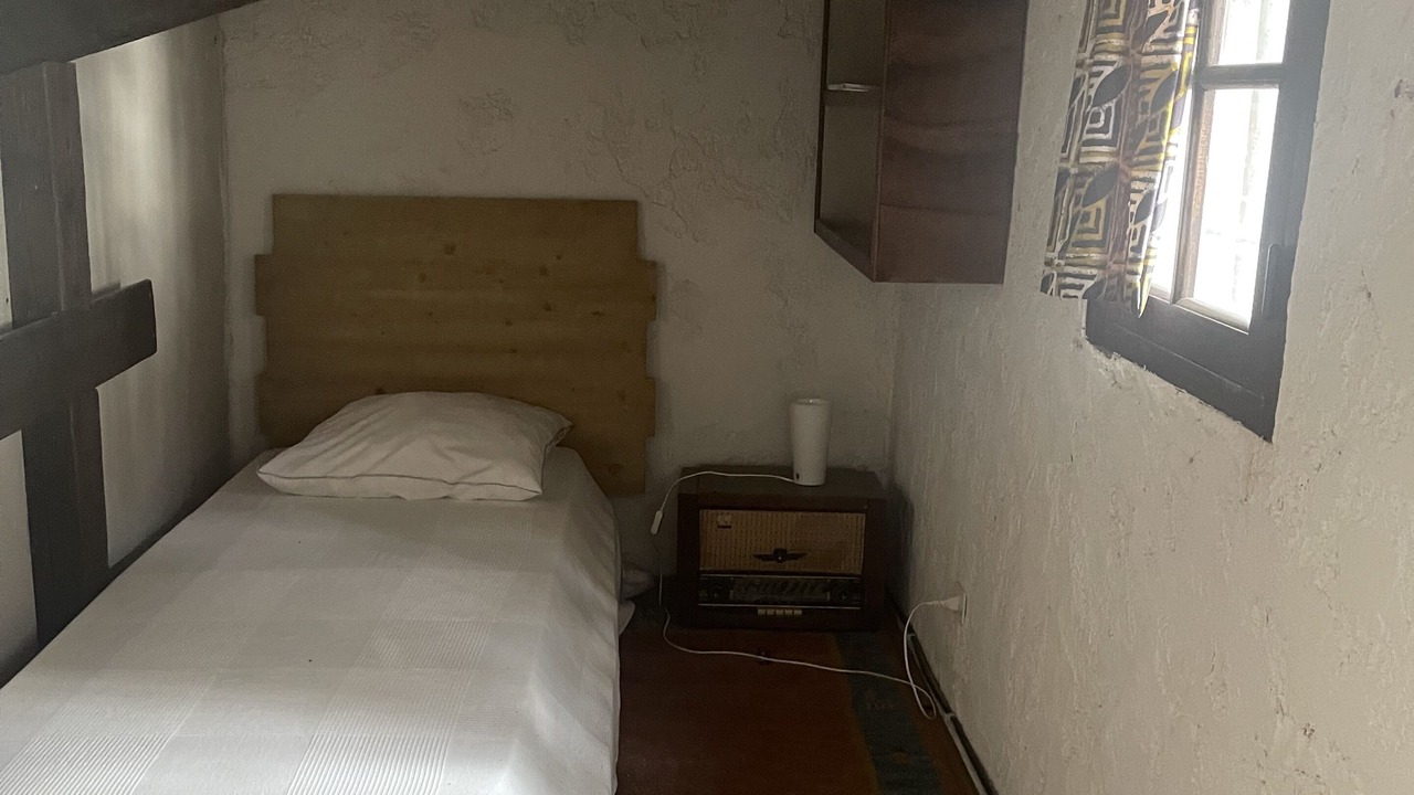 Photo of Bedroom in Simiane-Collongue