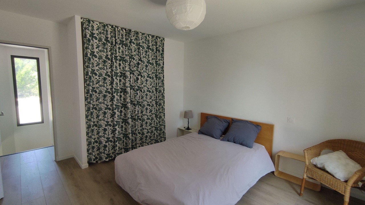 Photo of Bedroom in Ventabren