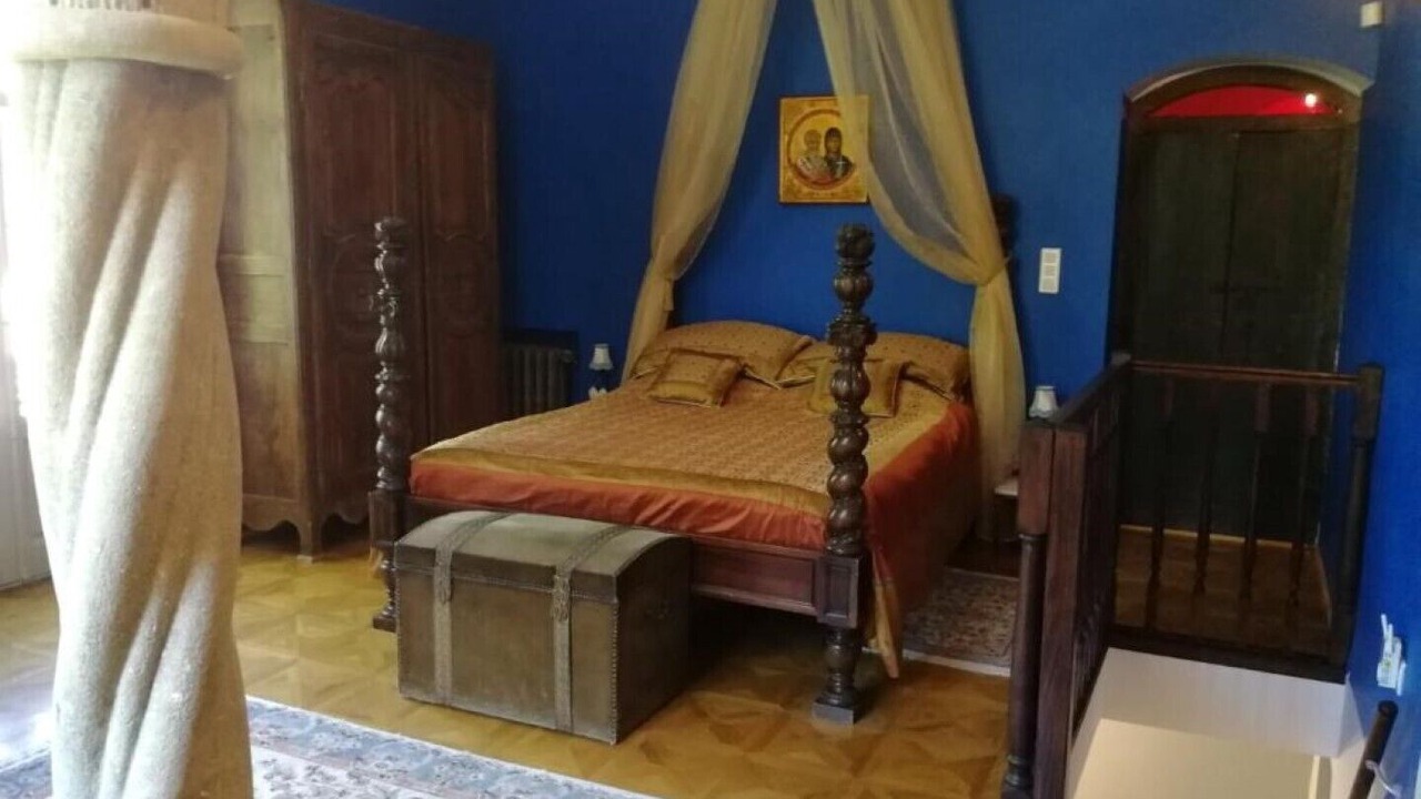 Photo of Bedroom in Cadenet