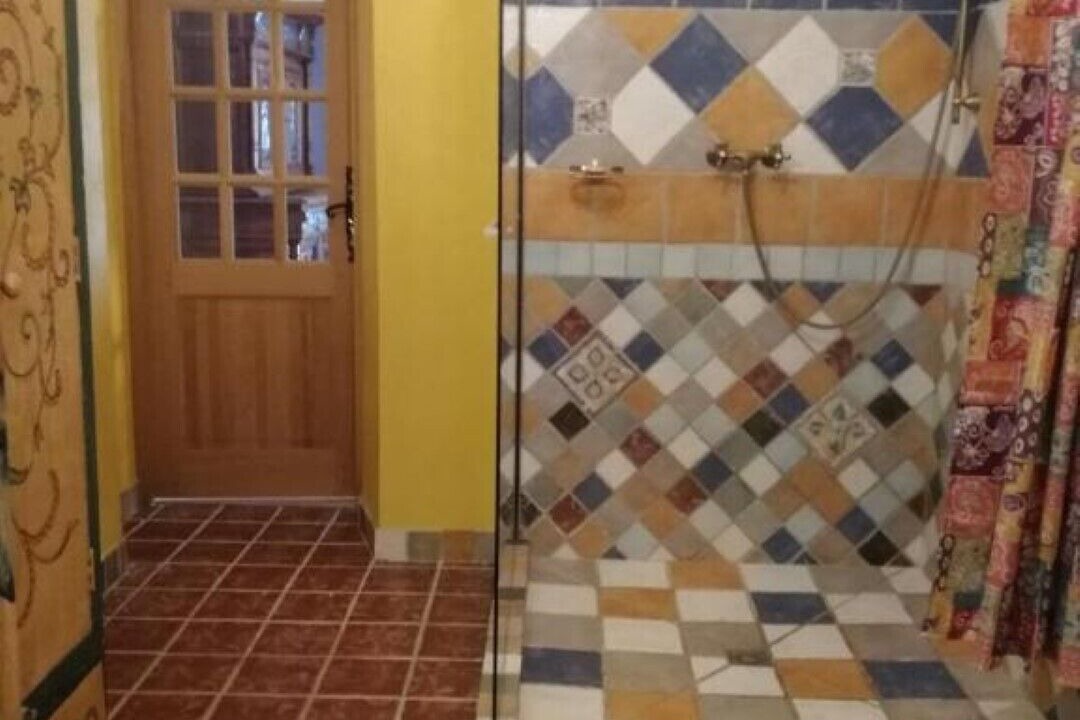 Photo of Bathroom in Cadenet