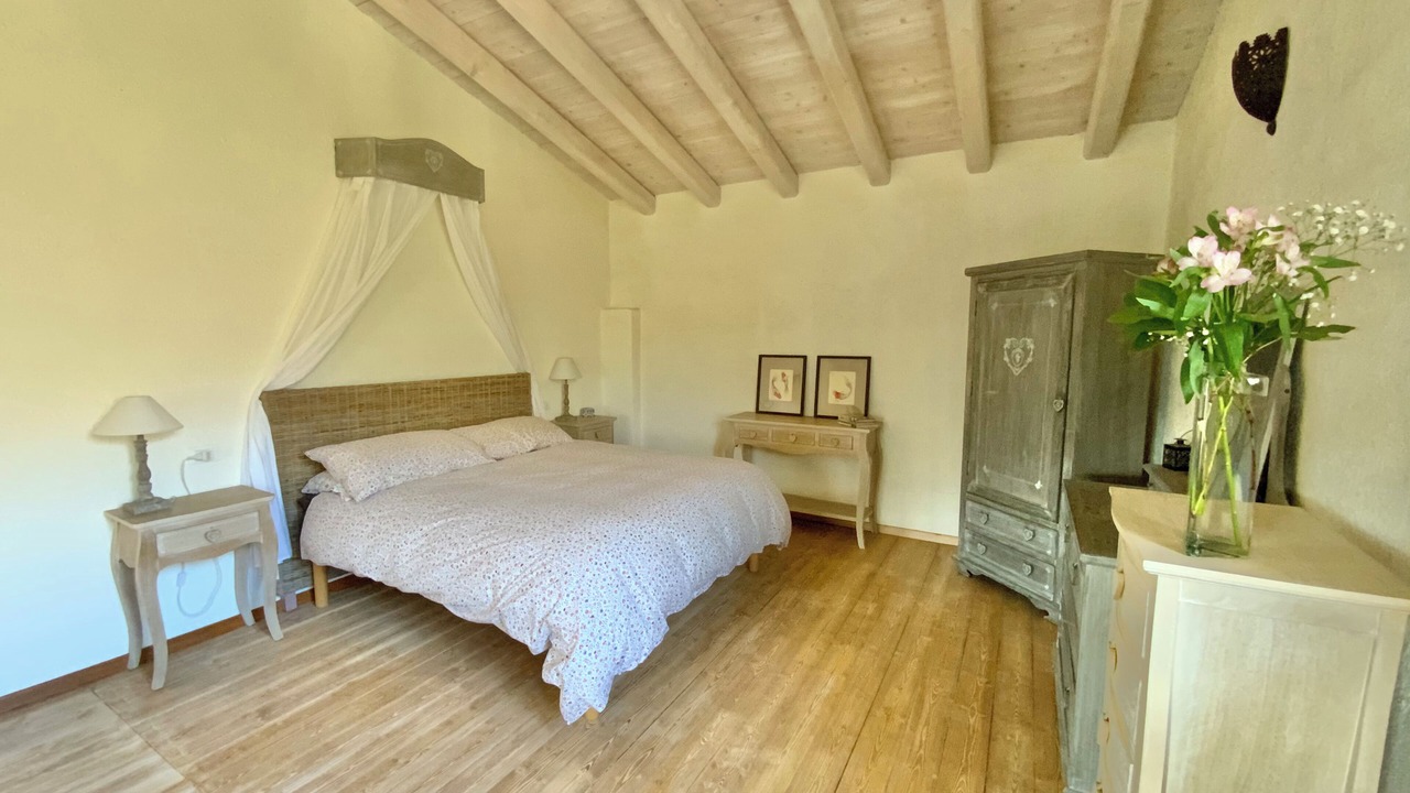Photo of Bedroom in Gaino