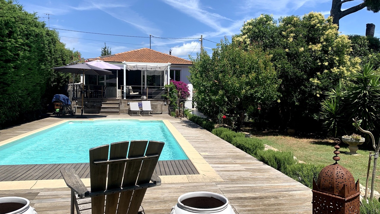 Photo of Outdoor in Carnot
