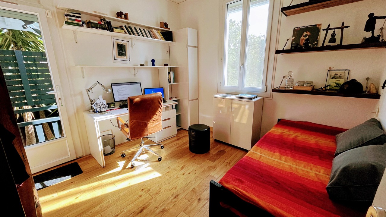 Photo of Bedroom in Carnot