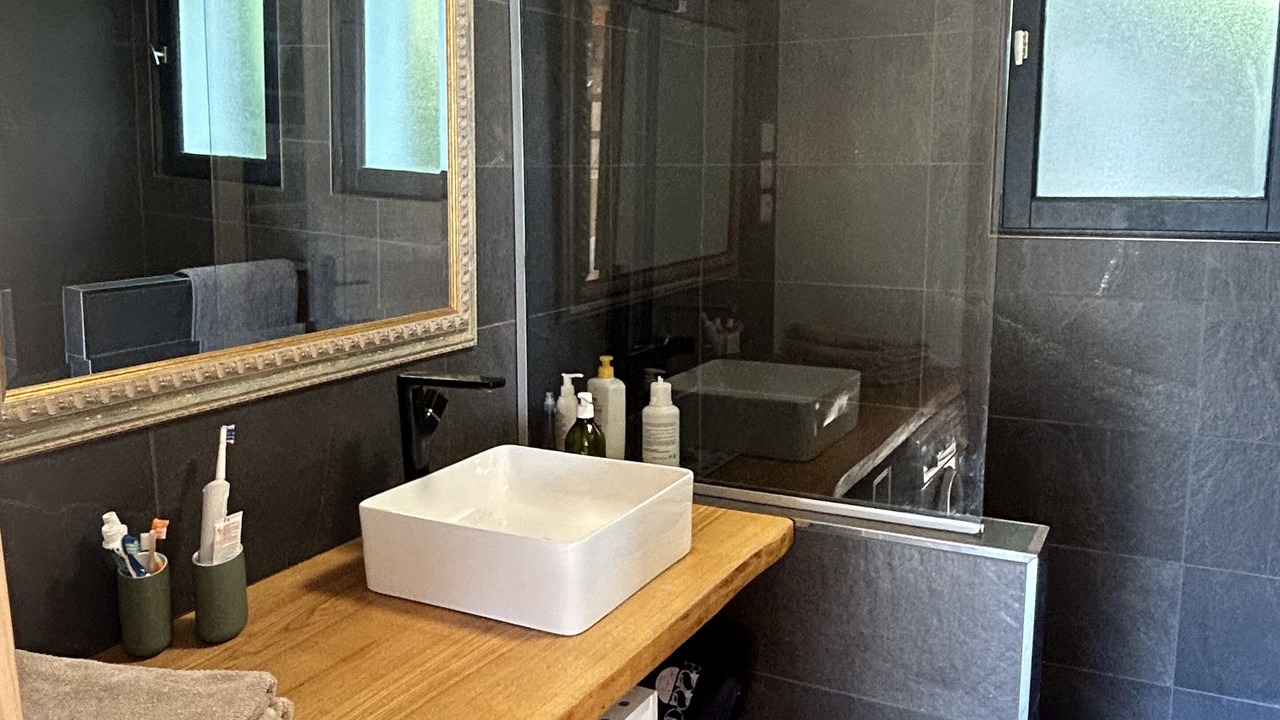 Photo of Bathroom in Montclar