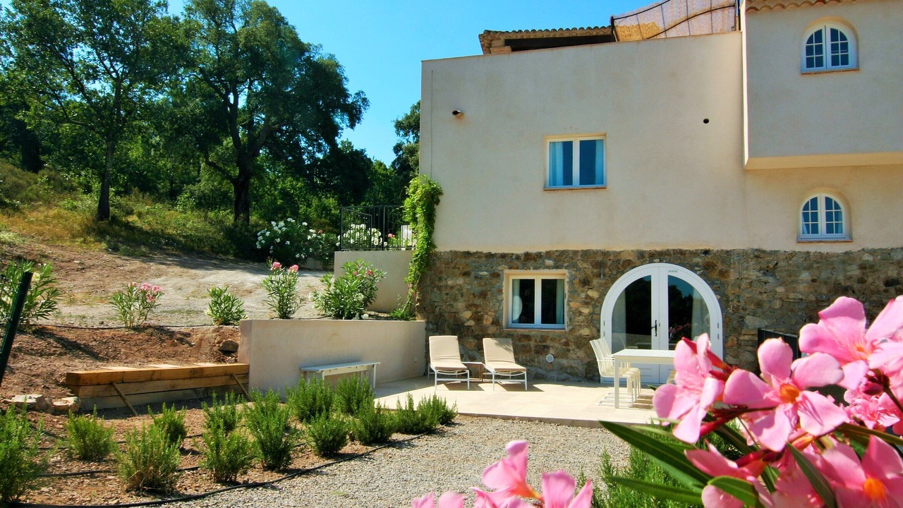Photo of Patio Balcony in Plan-de-la-Tour