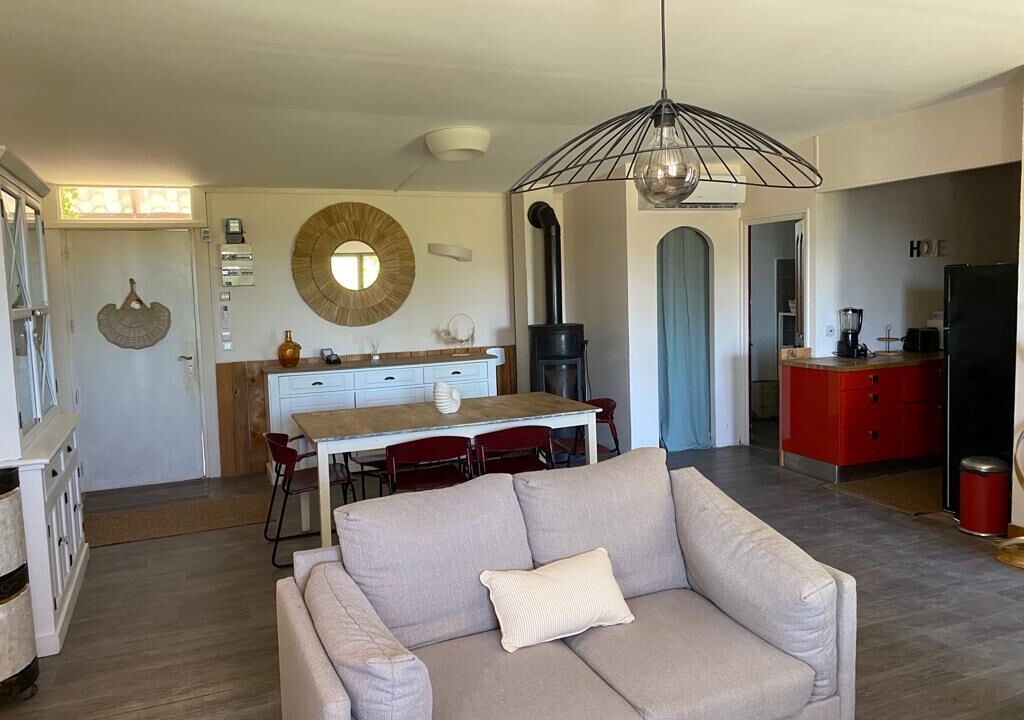 Photo of Livingroom in Maillane