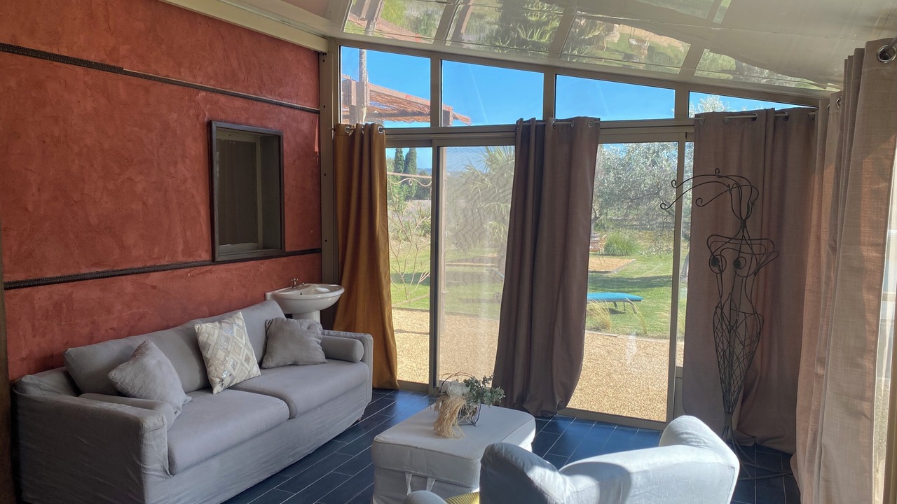 Photo of Livingroom in Maillane