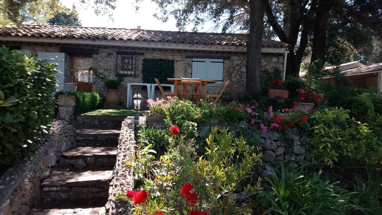 Photo of Outdoor in Taradeau
