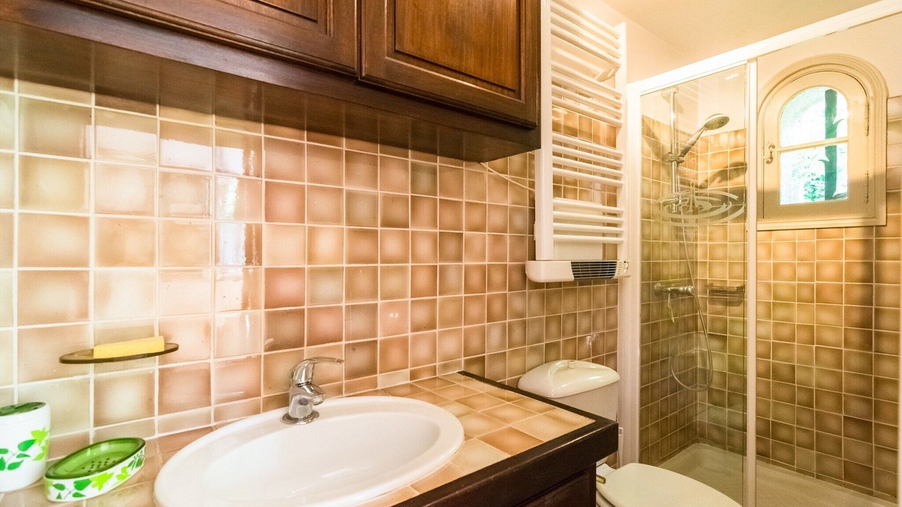 Photo of Bathroom in Seillans