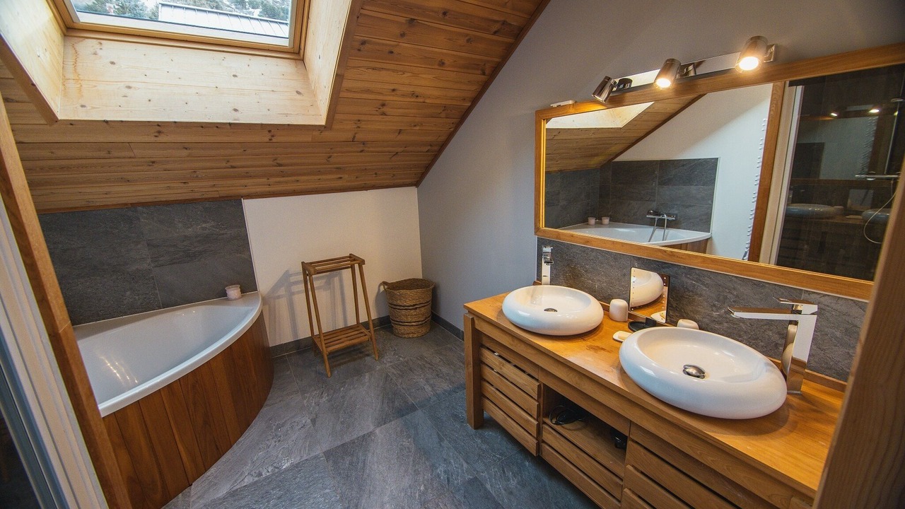 Photo of Bathroom in Vars