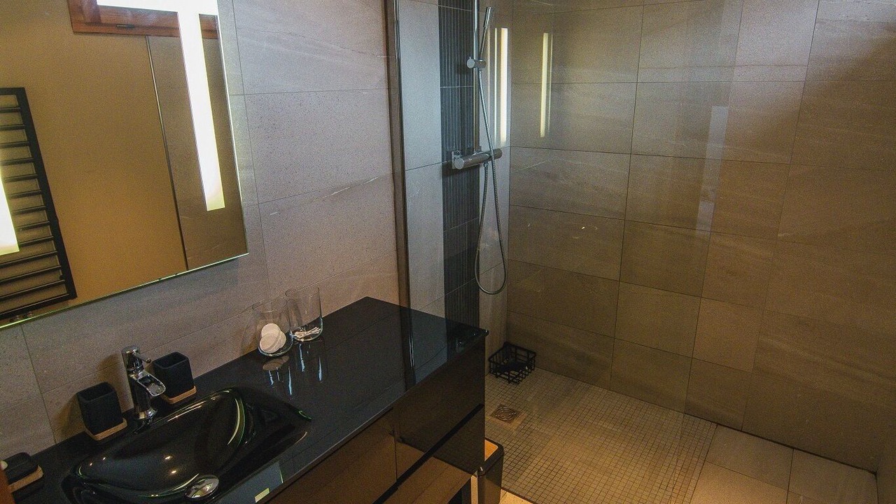 Photo of Bathroom in Vars