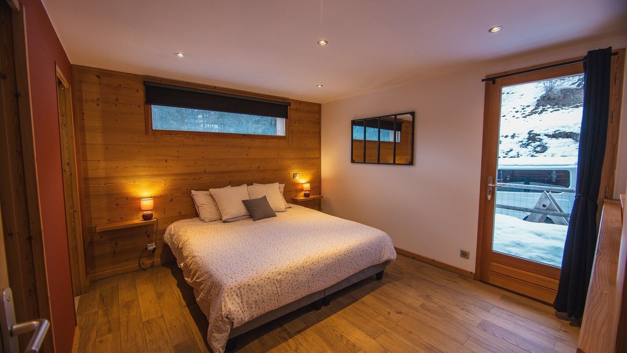 Photo of Bedroom in Vars