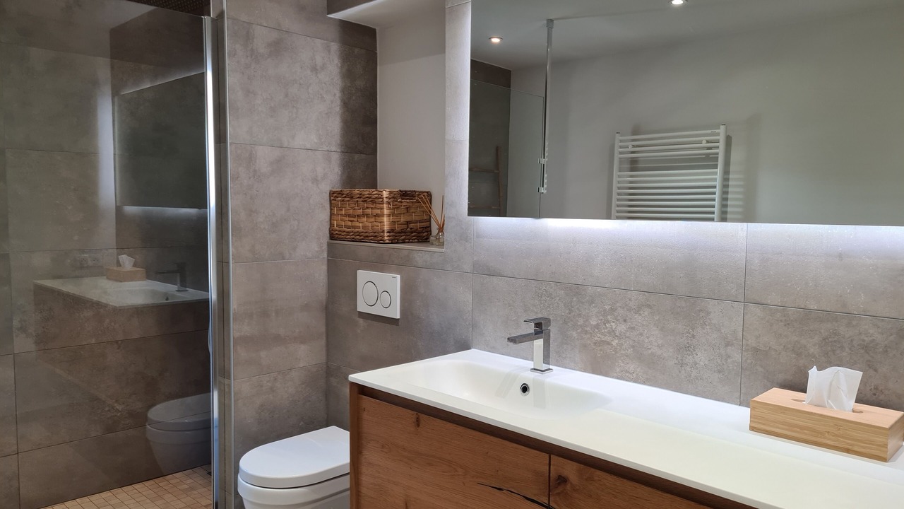 Photo of Bathroom in Eyragues