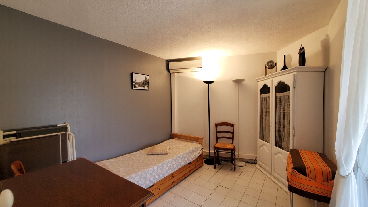 Photo of Bedroom in Frejus Plage