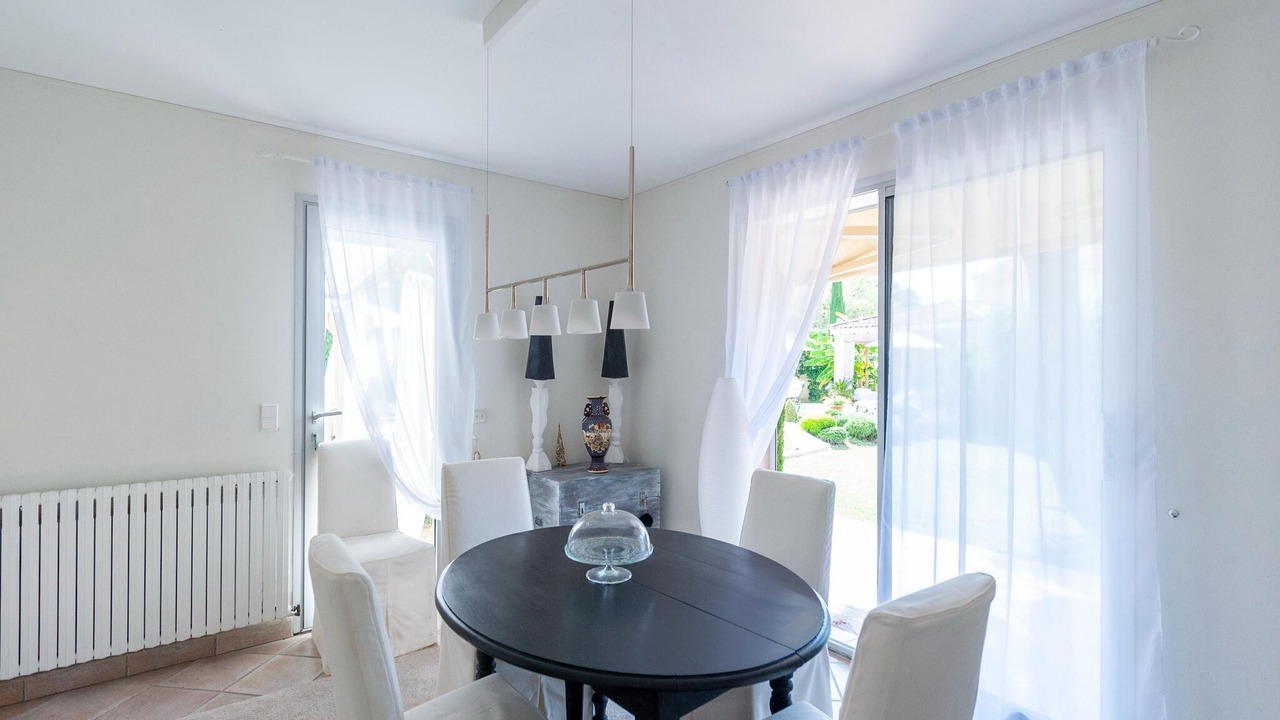 Photo of Livingroom in Les Mees