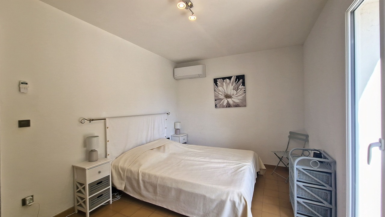 Photo of Bedroom in Sillans-la Cascade