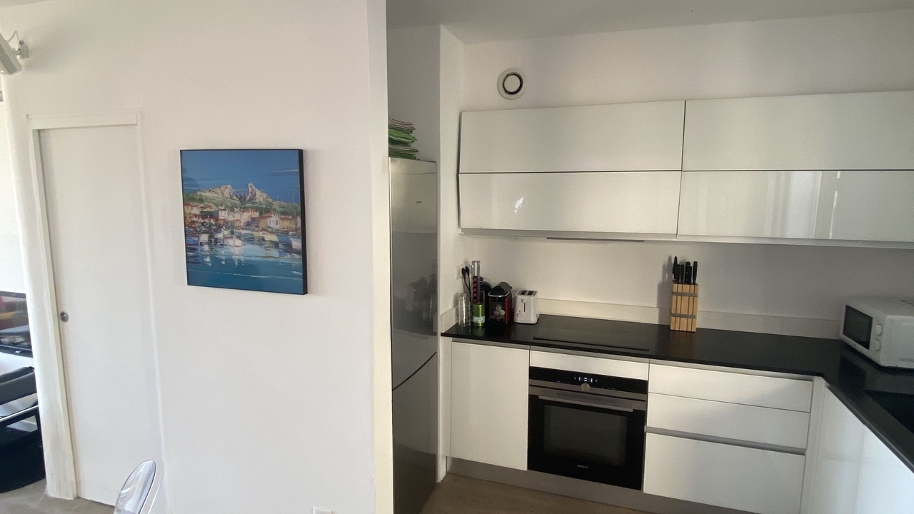 Photo of Kitchen in 8th Arrondissement