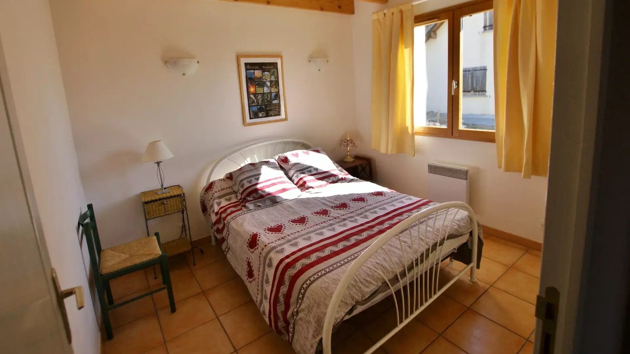 Photo of Bedroom in Saint-Pons
