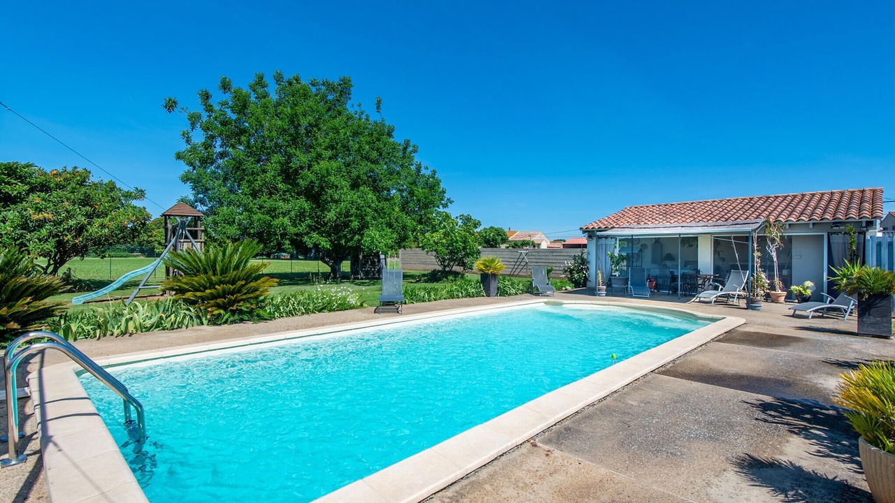 Photo of Outdoor in Arles