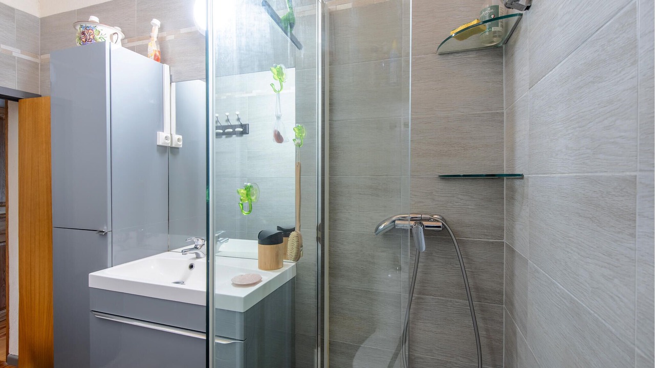 Photo of Bathroom in Arles