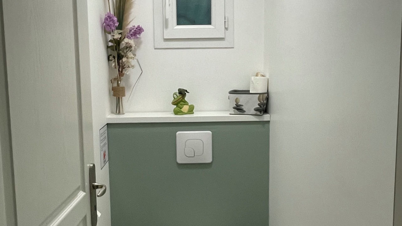 Photo of Bathroom in Eyragues