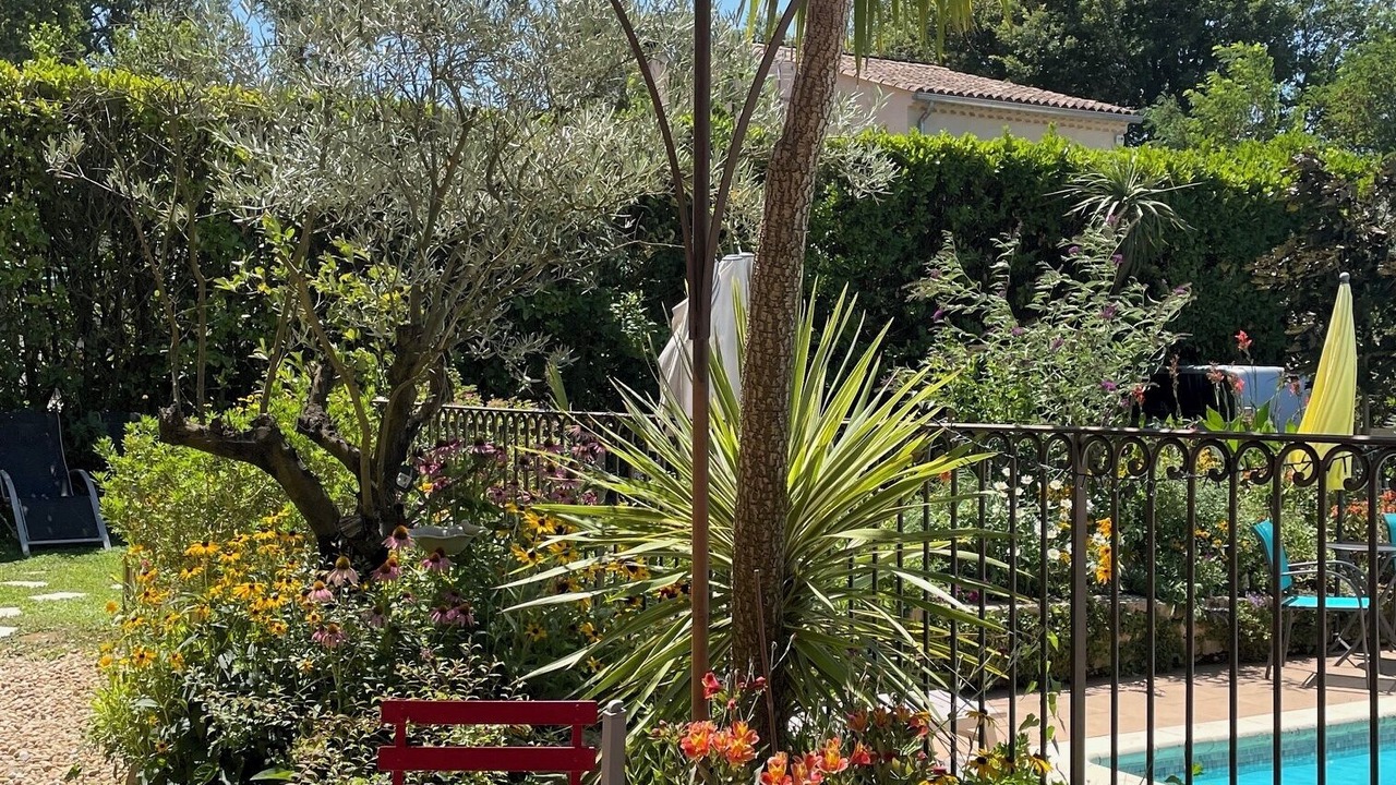 Photo of Outdoor in Eyragues