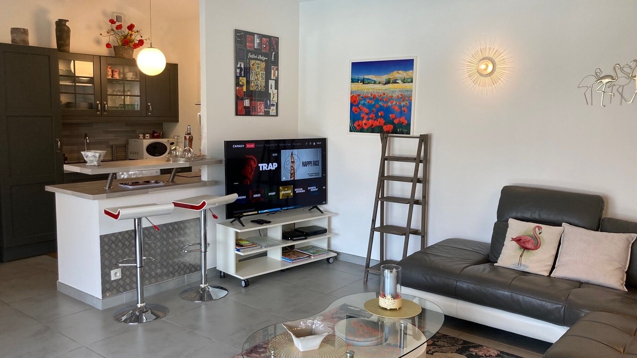 Photo of Livingroom in Eyragues