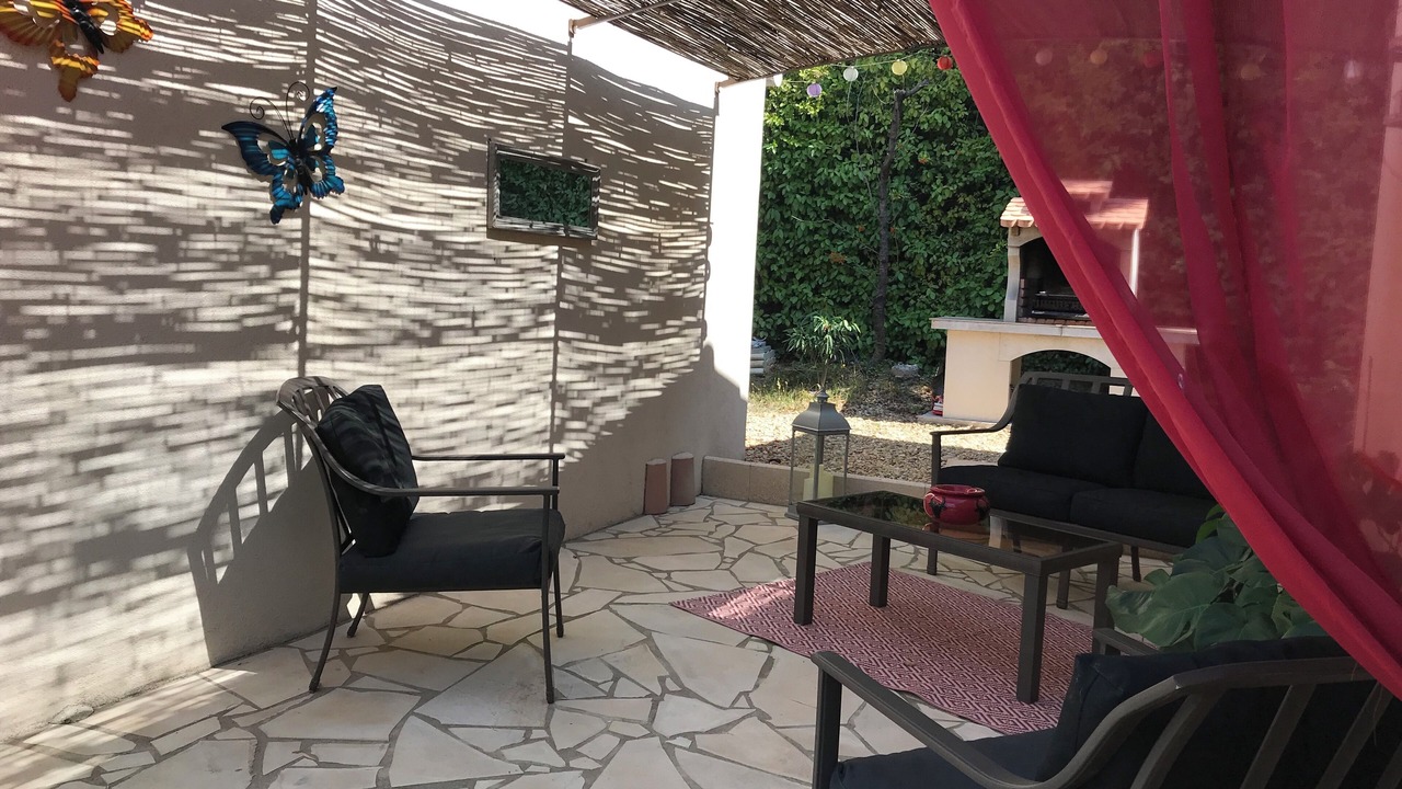 Photo of Patio Balcony in Eyragues