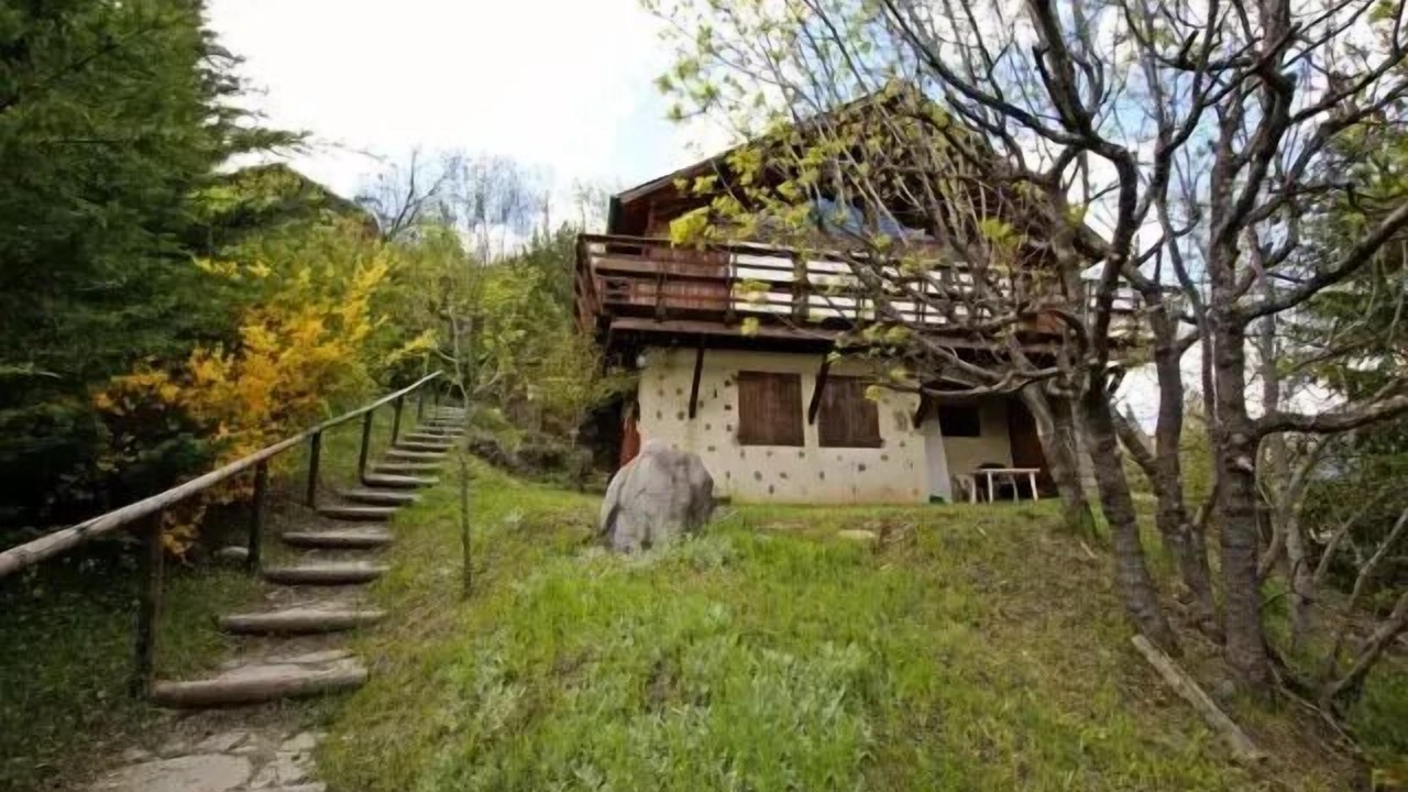 Photo of Outdoor in Enchastrayes