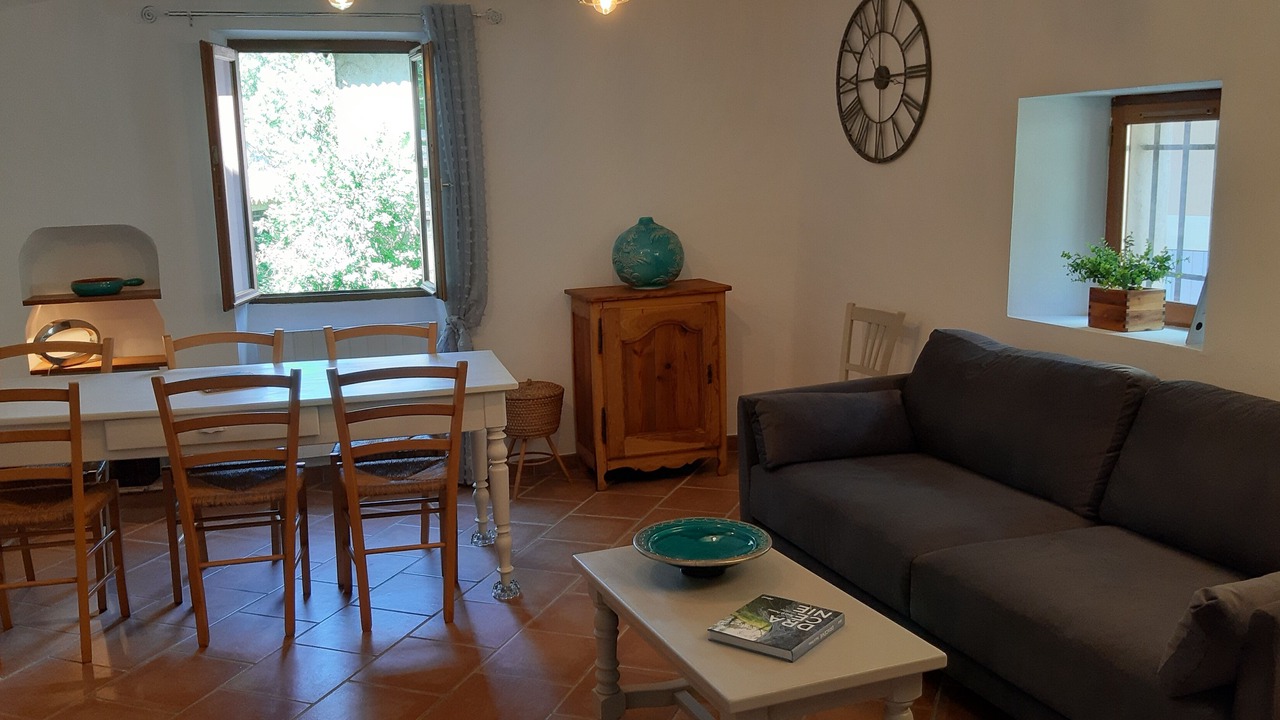 Photo of Livingroom in Sillans-la Cascade