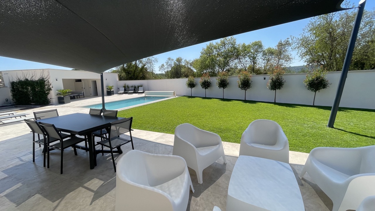 Photo of Outdoor in Montaren-et-Saint-Mediers