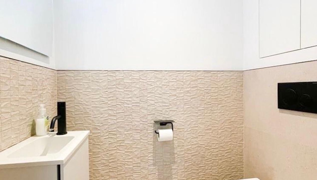 Photo of Bathroom in Montaren-et-Saint-Mediers