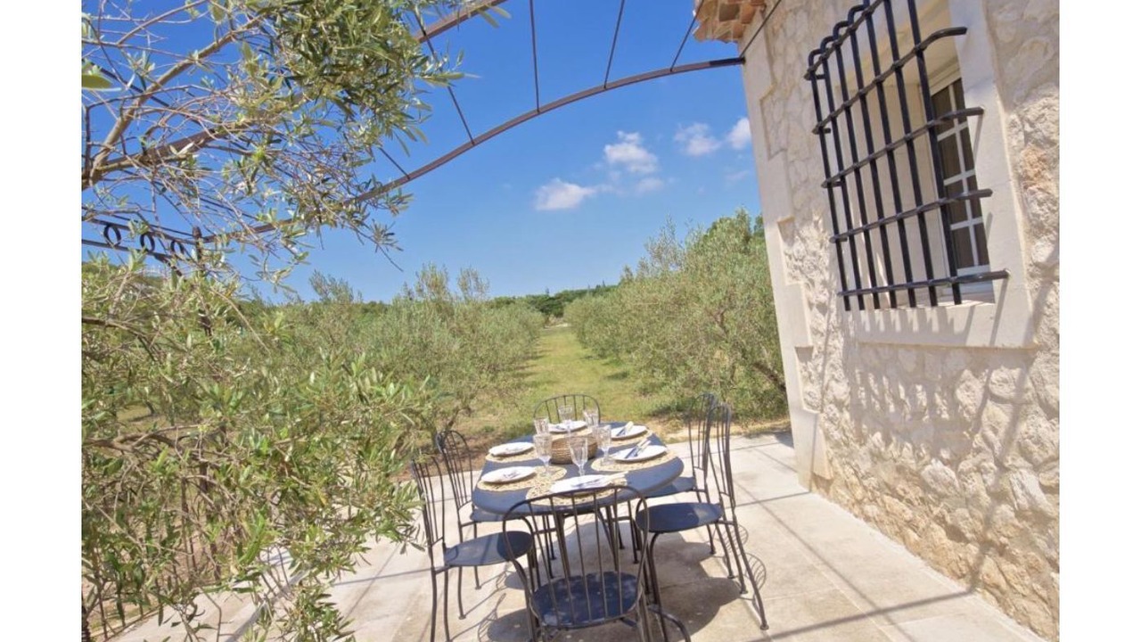 Photo of Outdoor in Mouries