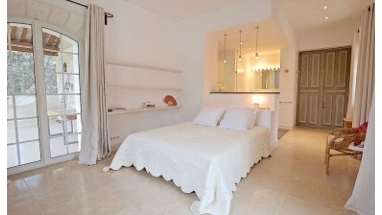Photo of Bedroom in Mouries