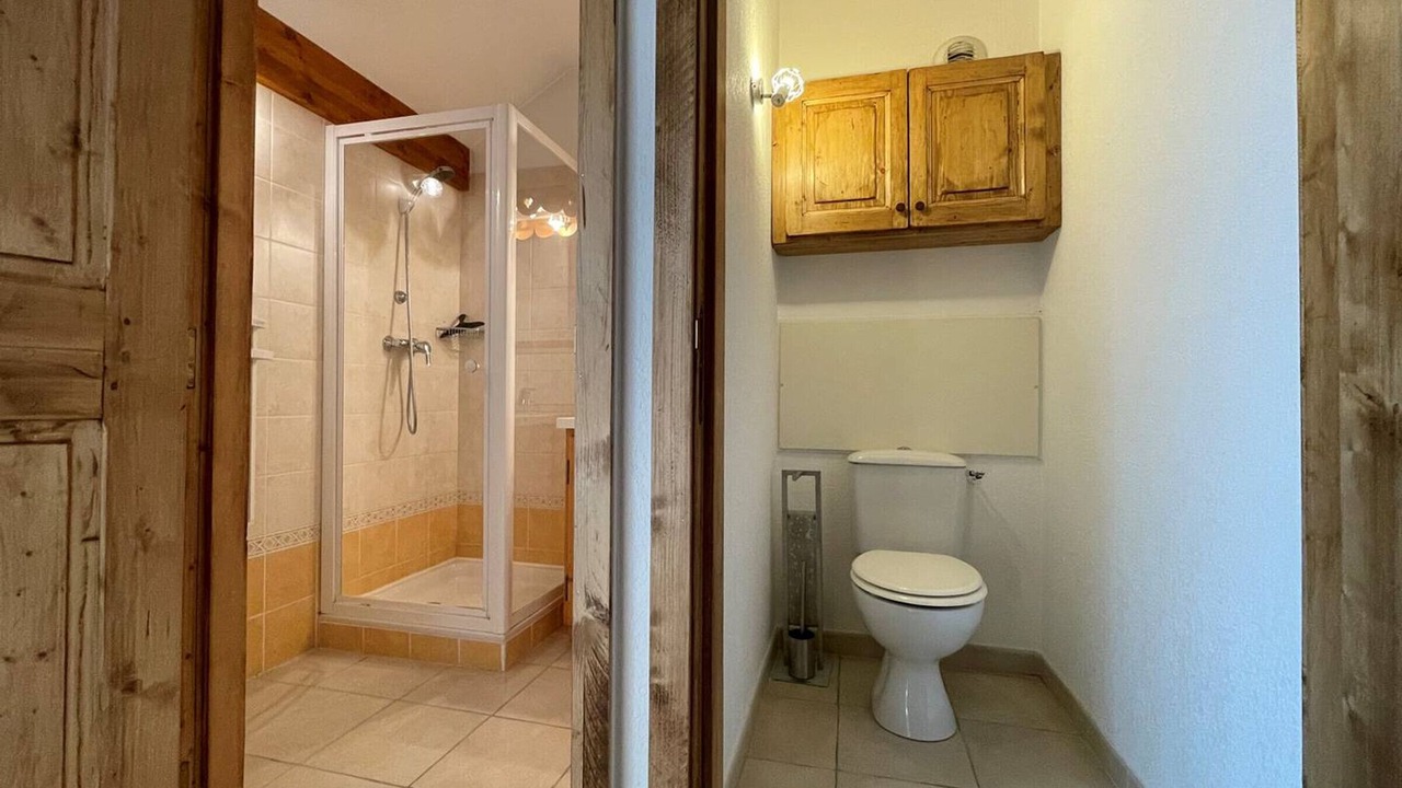 Photo of Bathroom in Forville